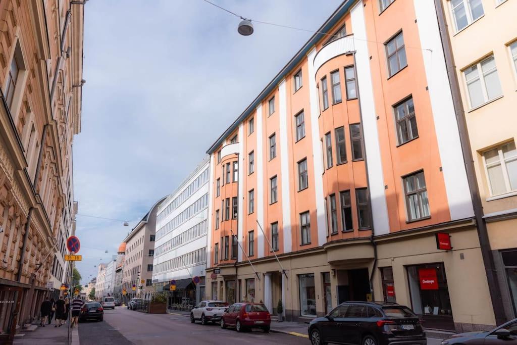 Stunning Downtown Retreat Lägenhet Helsingfors